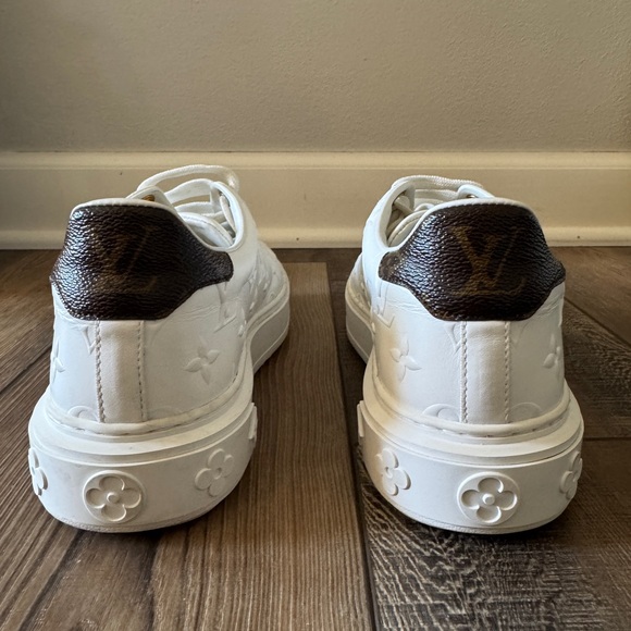 Louis Vuitton Time Out Sneakers Size 38.5 - Picture 4 of 8